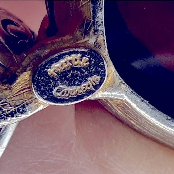 Hattie Carnegie Figural Frog Brooch With Amber Cabochon Gold Tone Very Unique - Picture 3 of 8